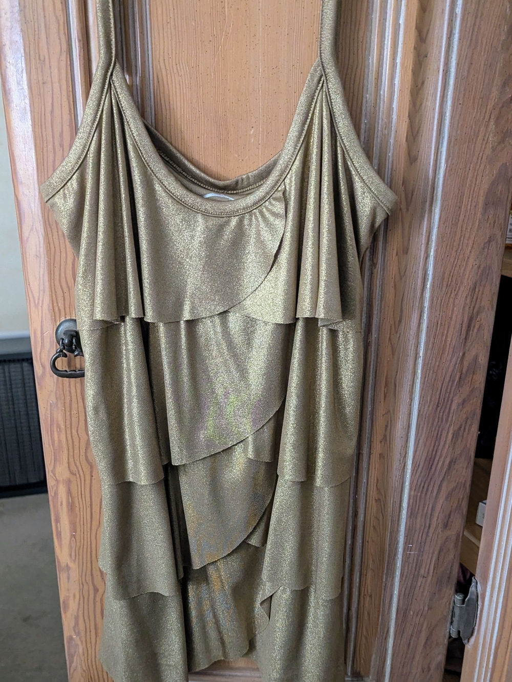 Like Now Never Worn International Concepts Metallic Gold Tiered Ruffle Tank Top